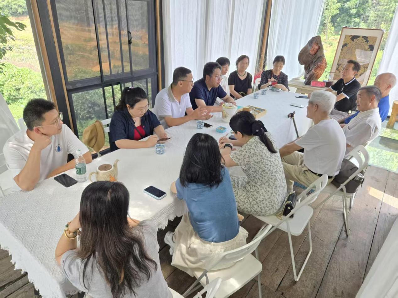 芙蓉区二支社召开工作会议